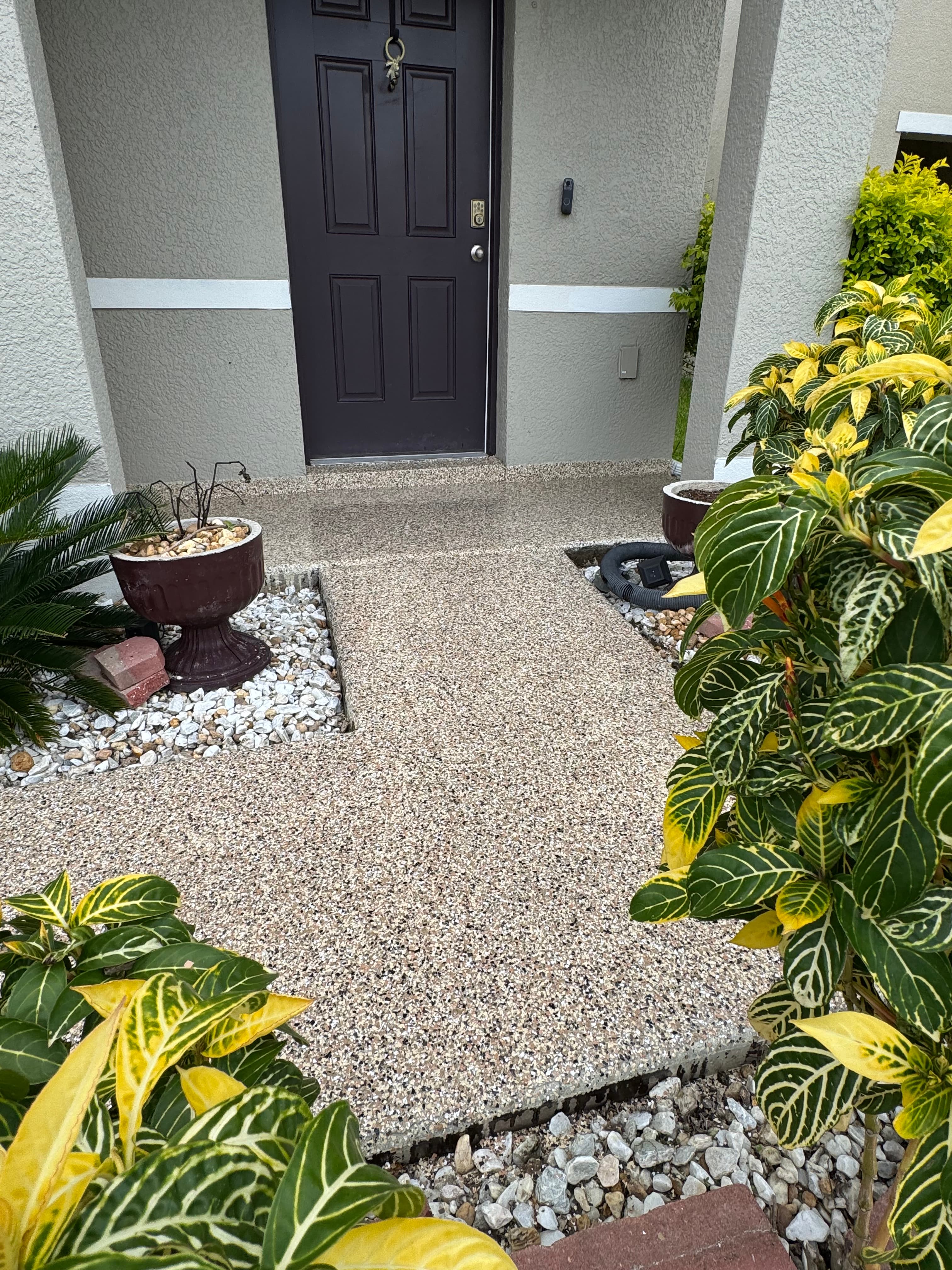 Residential epoxy floor